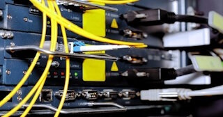 Заказать монтаж сетей в Новоалтайске. Обслуживание ПК, ремонт от 310 руб